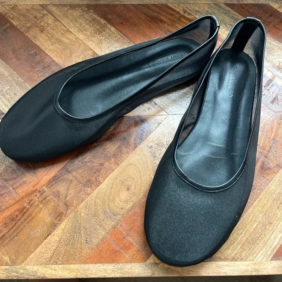 Tony Bianco Black Flats - Picture 2 of 4